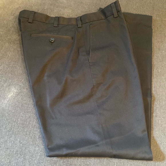 Brooks Brothers Light Weight Advantage Chino Milano. Sz W34 L32 - Picture 1 of 4